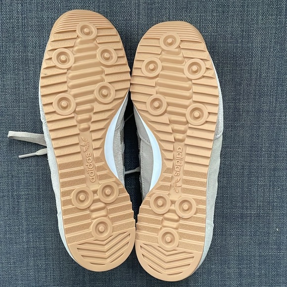 Women's Adidas Originals OG sneakers NEW - Picture 8 of 9